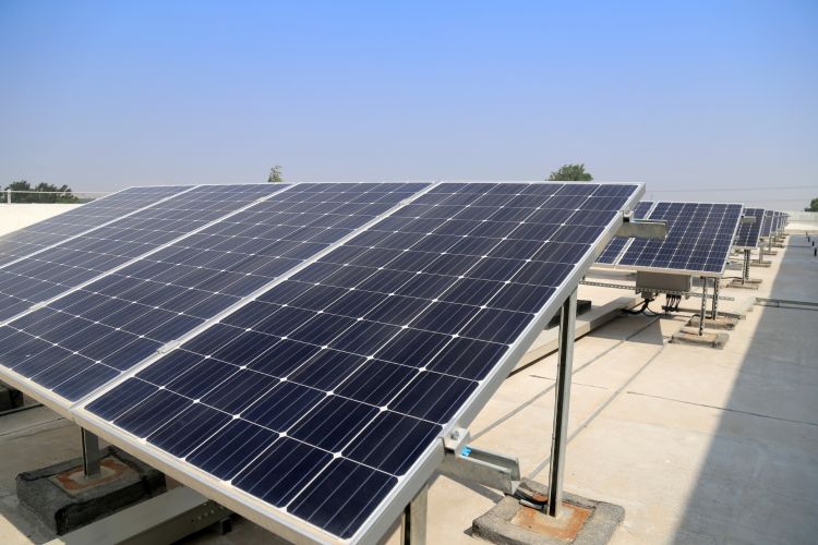 Top 9 Reasons to Install a Solar Panel System on Your Three Story Home in Pakistan